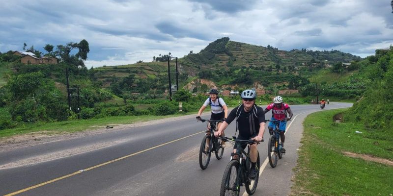 Uganda Wildlife and Primate Safari